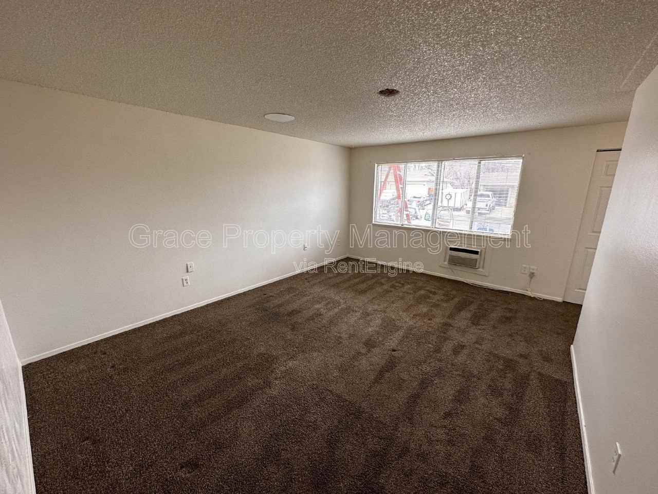 2874 E 118th Ct - Photo 4 of 25