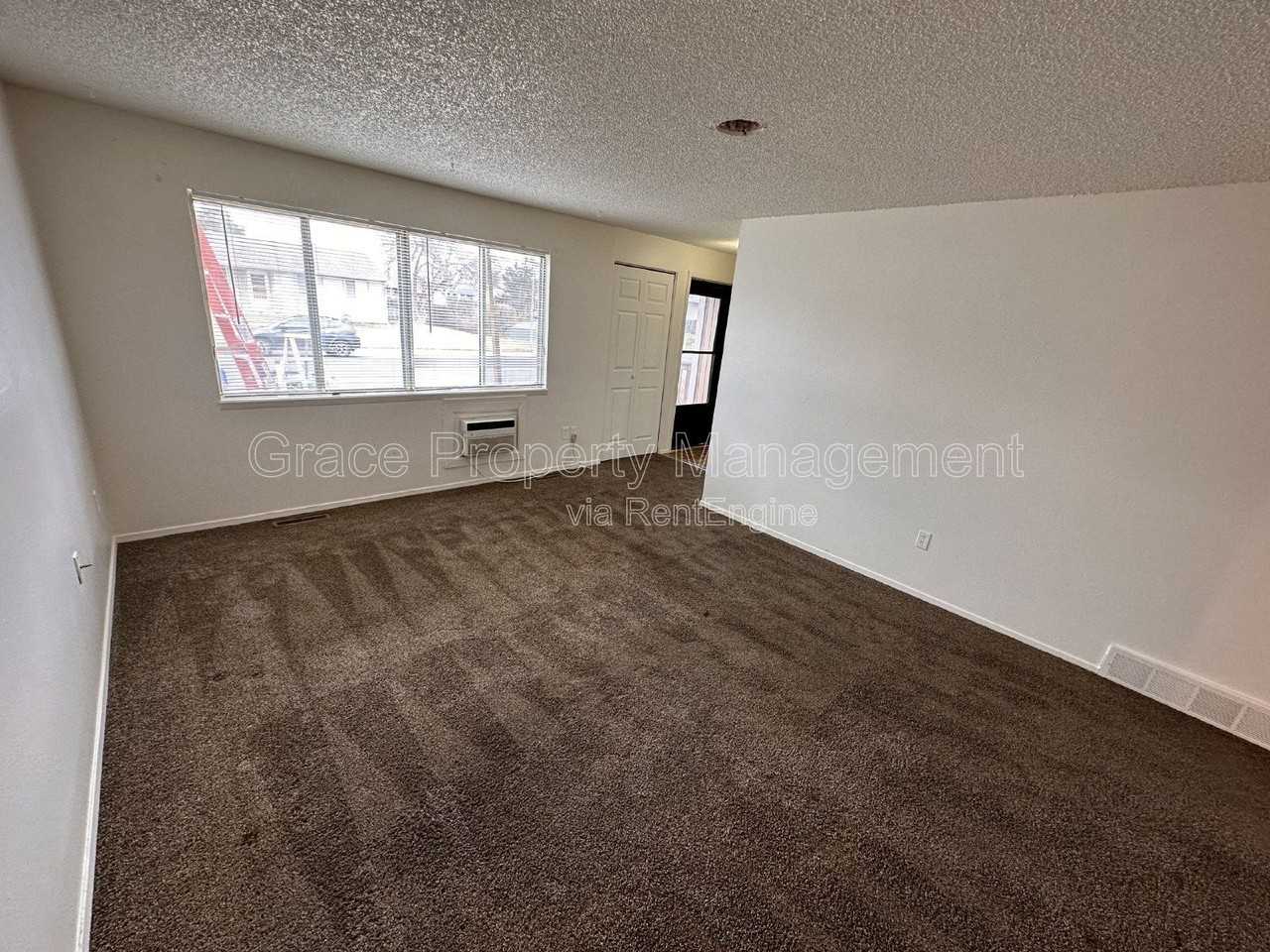 2874 E 118th Ct - Photo 5 of 25