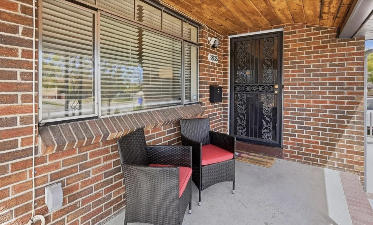 3835 Pierce St - Photo 3 of 46