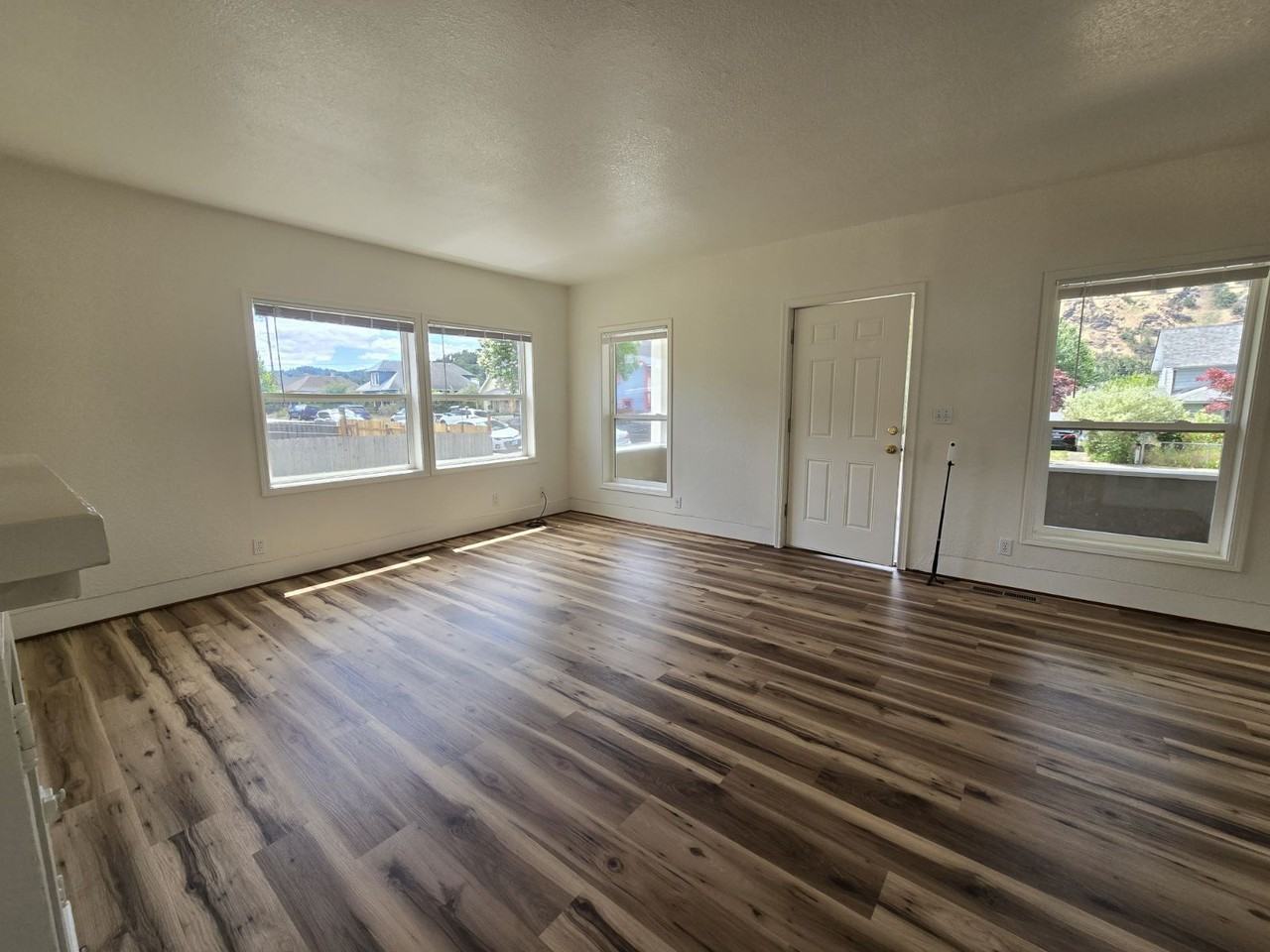1311 Se Mill St - Photo 3 of 14