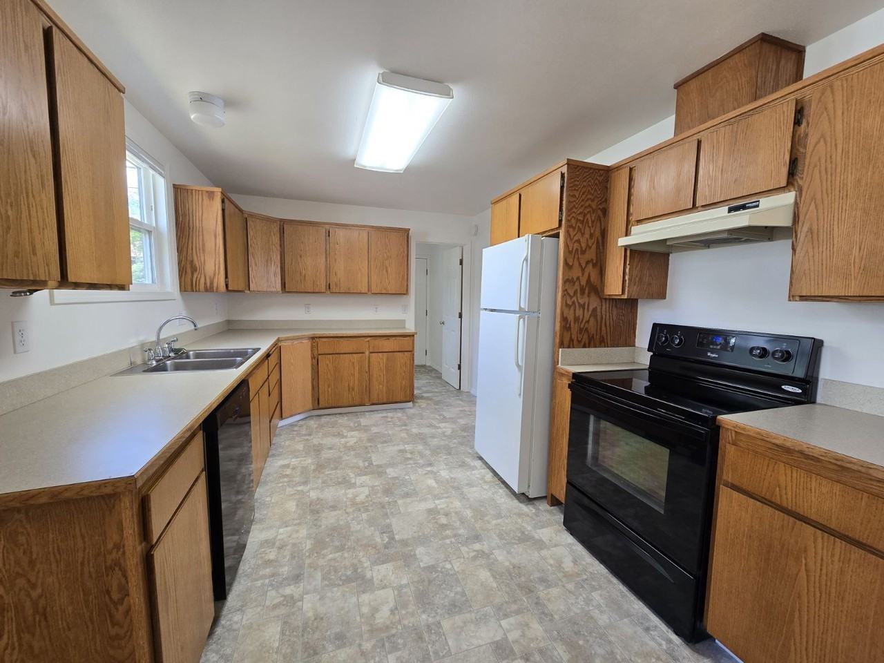 1311 Se Mill St - Photo 6 of 14