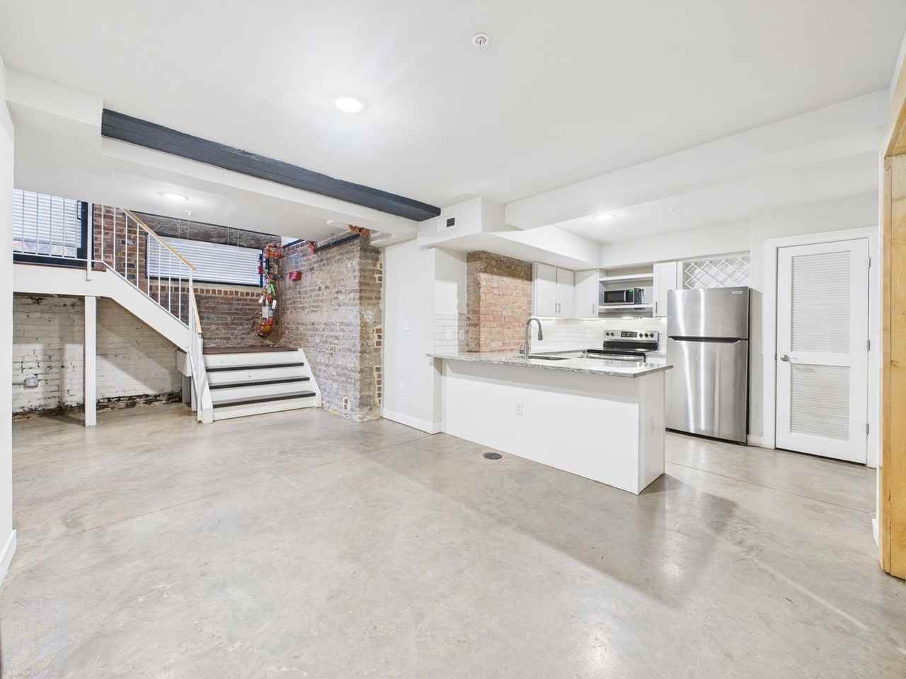 10 Walnut Aly #A002 - Photo 5 of 17