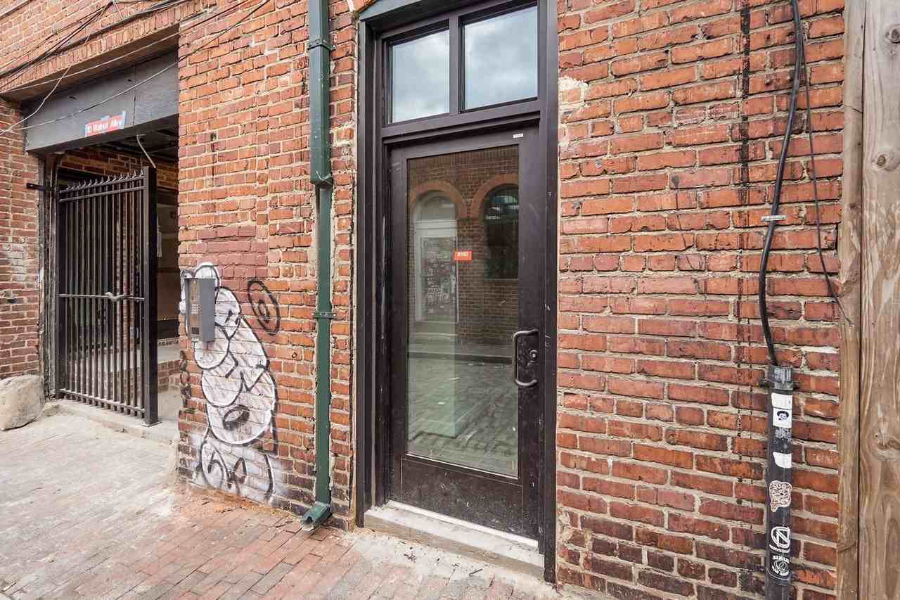 10 Walnut Aly #B102 - Photo 2 of 17