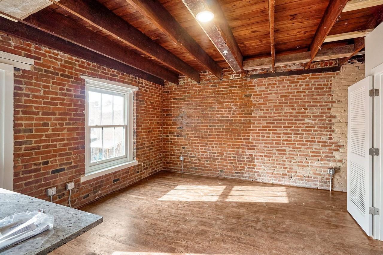 10 Walnut Aly #B102 - Photo 4 of 17