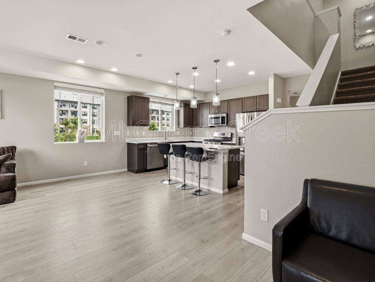 6419 N Dunkirk St - Photo 3 of 25