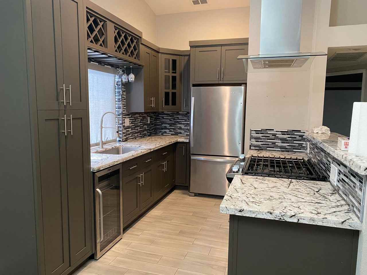 128 Elmtree Dr - Photo 7 of 17