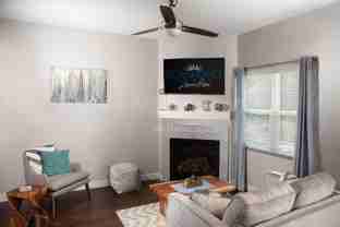 115 Colonial Dr - Photo 1 of 1