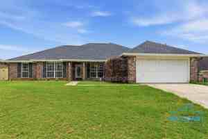 featured image of 14961 Greenwell Cir