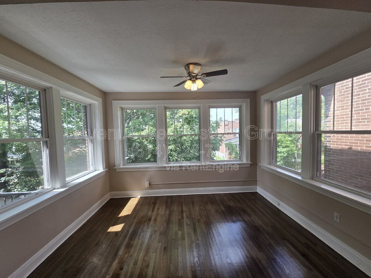 4956 Holly Hills Ave #2F - Photo 5 of 14