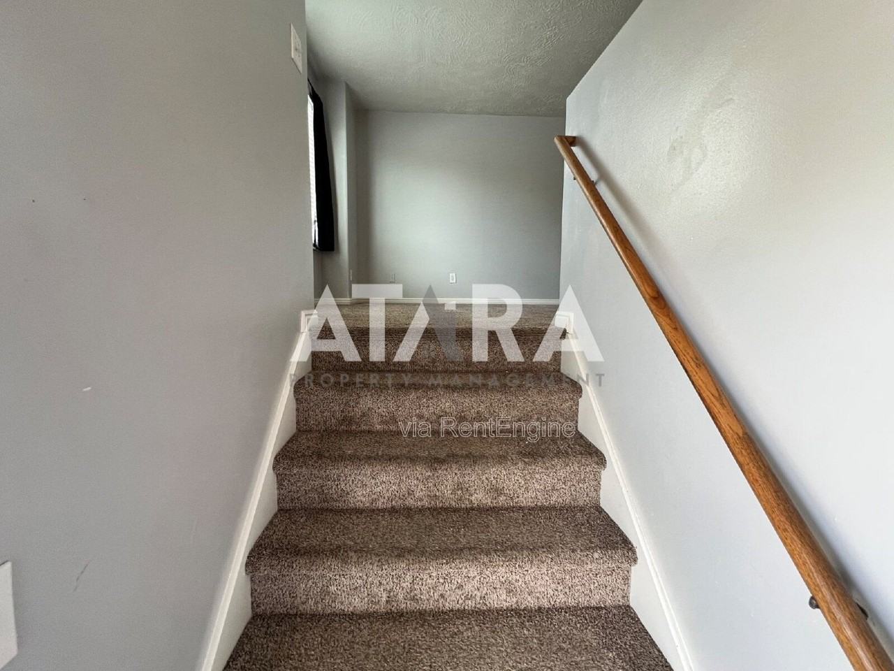 334 Childs Ave - Photo 5 of 32