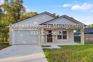featured image of 1806 Dorothy St