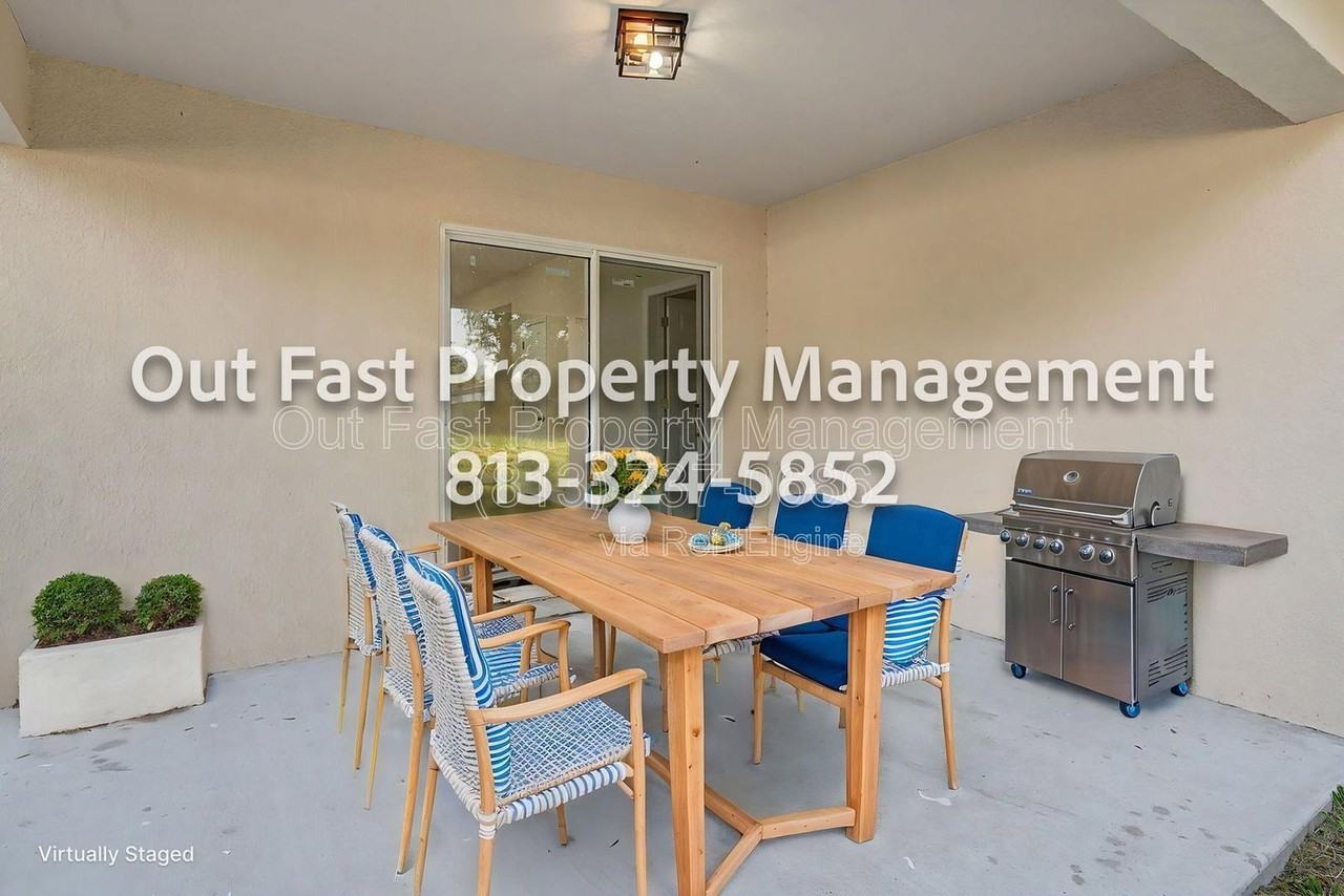 1806 Dorothy St - Photo 4 of 44