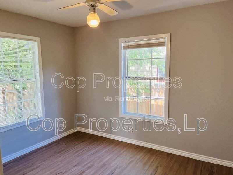 1807 Gorman - Photo 3 of 14