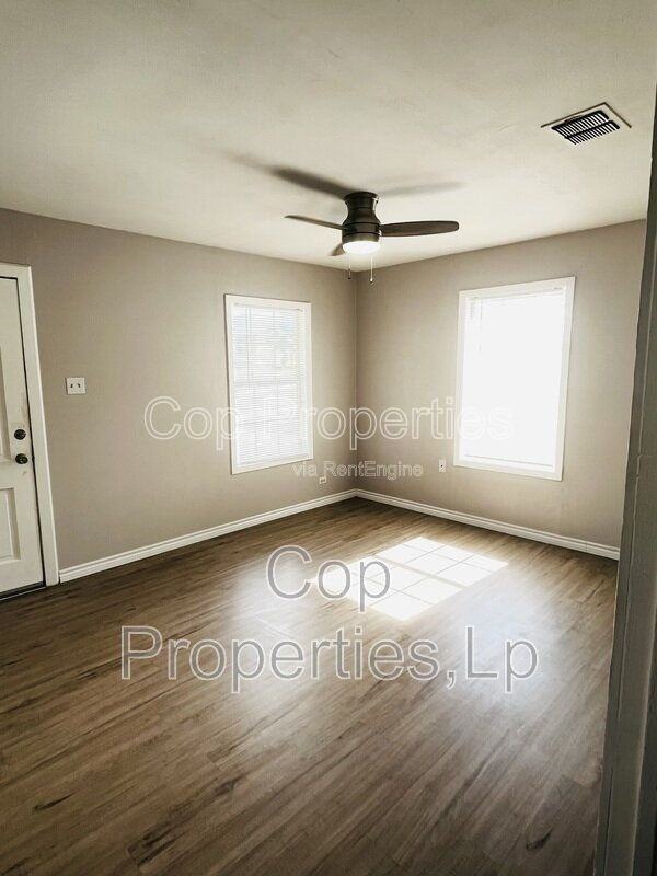 1807 Gorman - Photo 5 of 14
