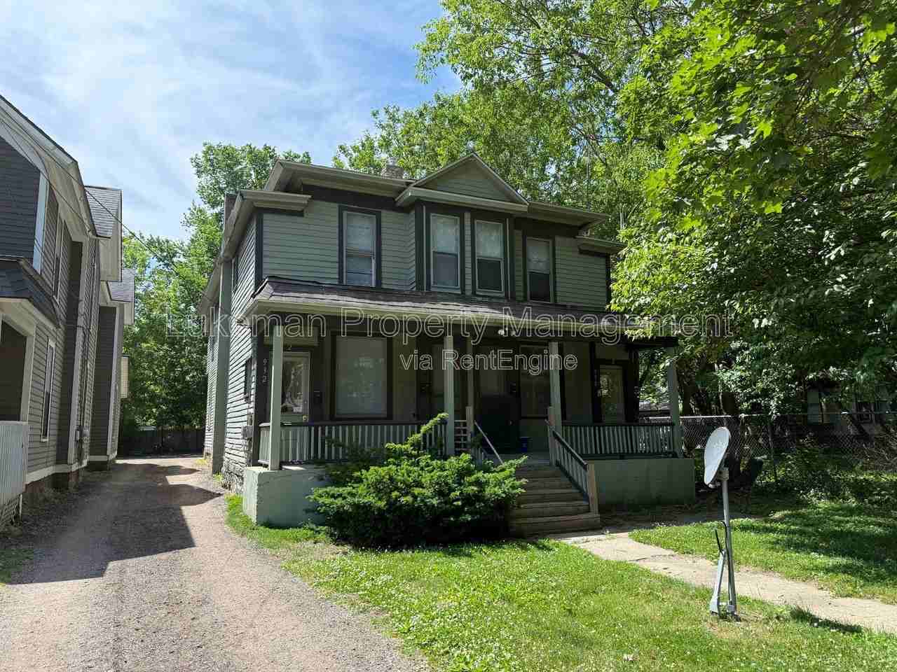 932 S Park St #932-1 - Photo 6 of 8