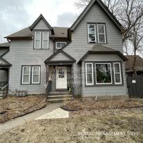 1938 Roblyn Ave #2 - Photo 1 of 1