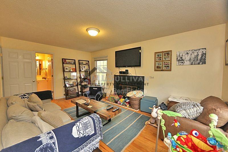 3606 Manford Dr - Photo 3 of 14