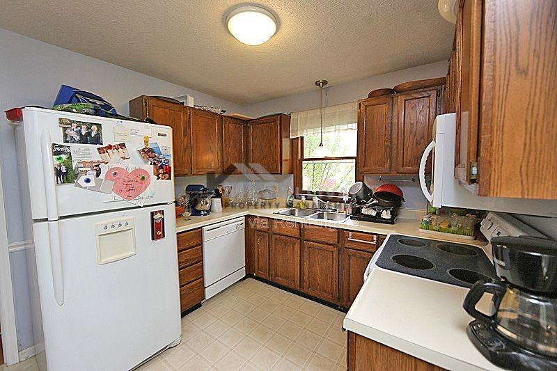 3606 Manford Dr - Photo 7 of 14