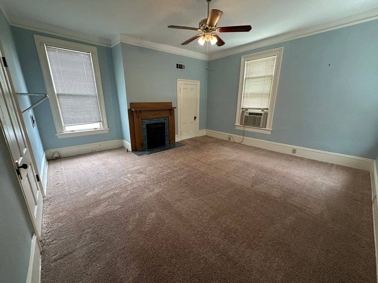 743 Orange St #4 - Photo 6 of 10