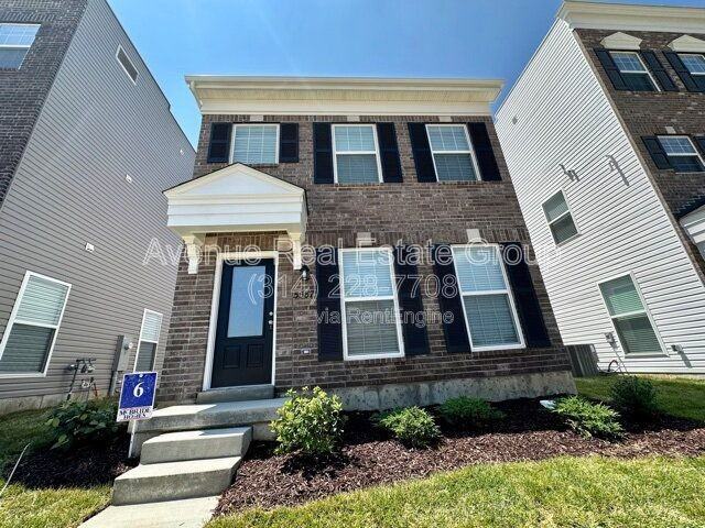 5587 Walden Ridge Dr