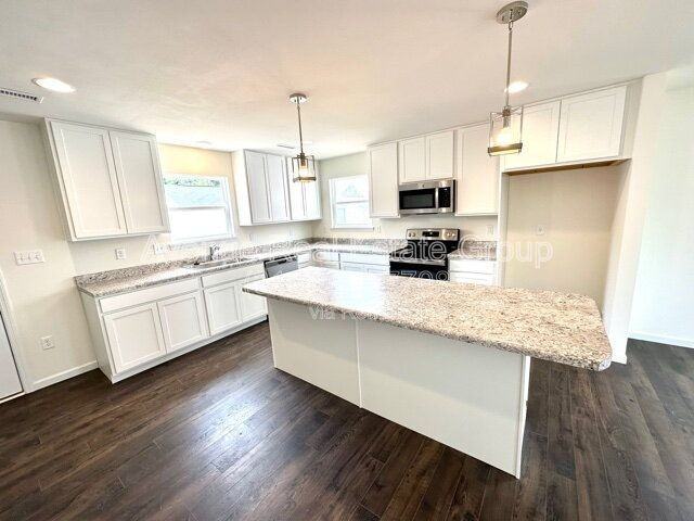 5587 Walden Ridge Dr - Photo 7 of 11