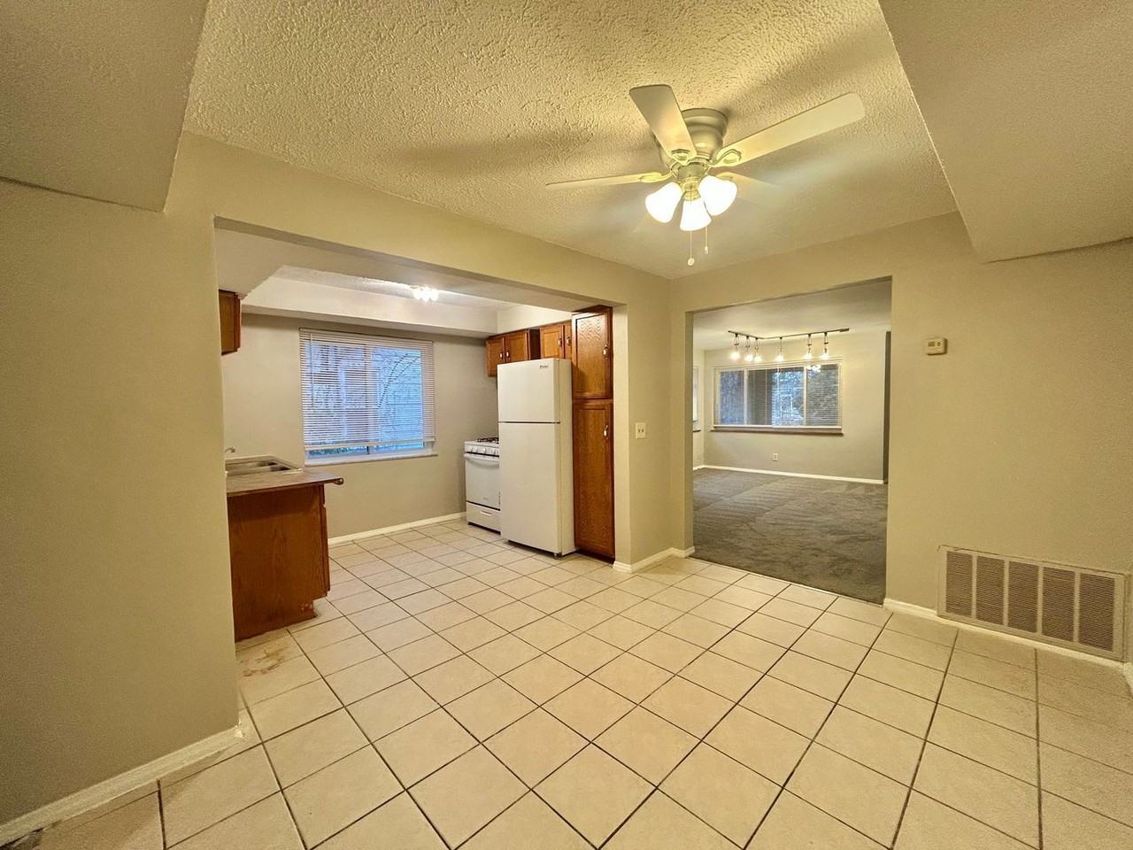 783 N Fred Shuttlesworth Cir #2 - Photo 7 of 13