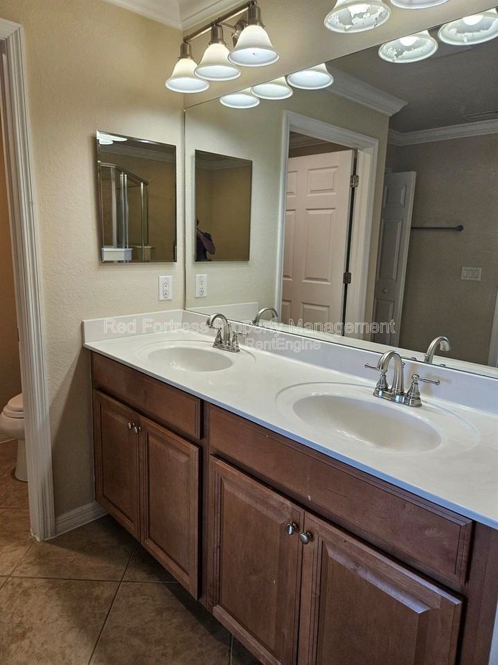 17451 Old Harmony Dr #102 - Photo 6 of 14