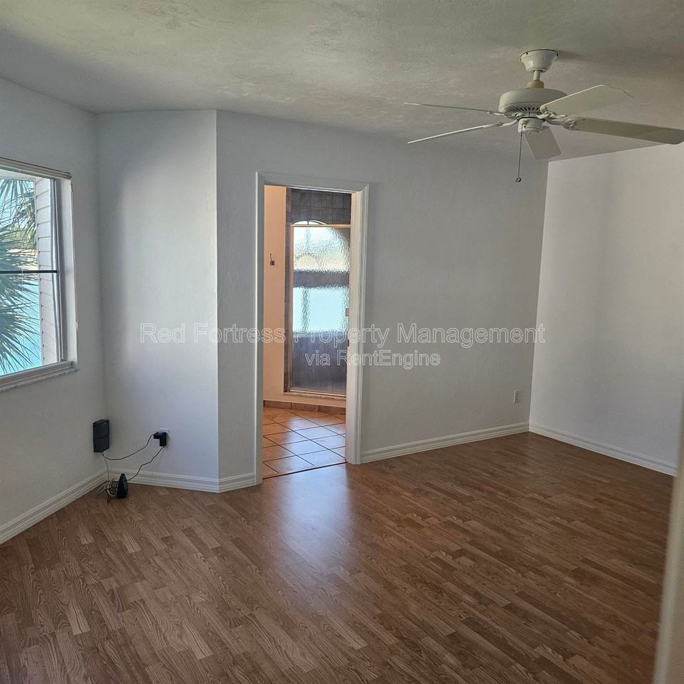 2731 Citrus Lake Dr #202 - Photo 7 of 11