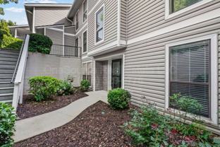 806 Wynnes Ridge Cir Se - Photo 1 of 1