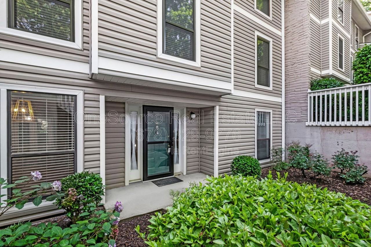 806 Wynnes Ridge Cir Se - Photo 4 of 31