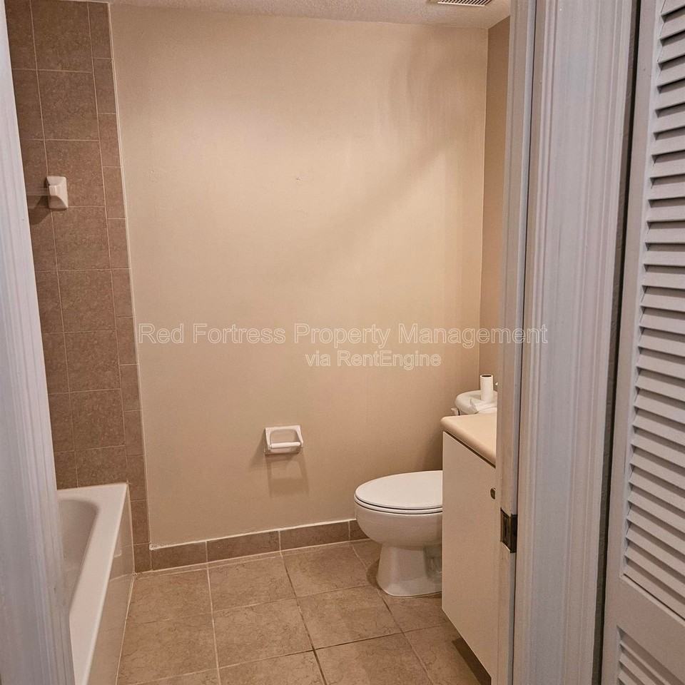 8408 Bernwood Cove Loop #1709 - Photo 3 of 5