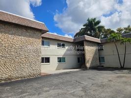 featured image of 4331 Glenwood Ave #7