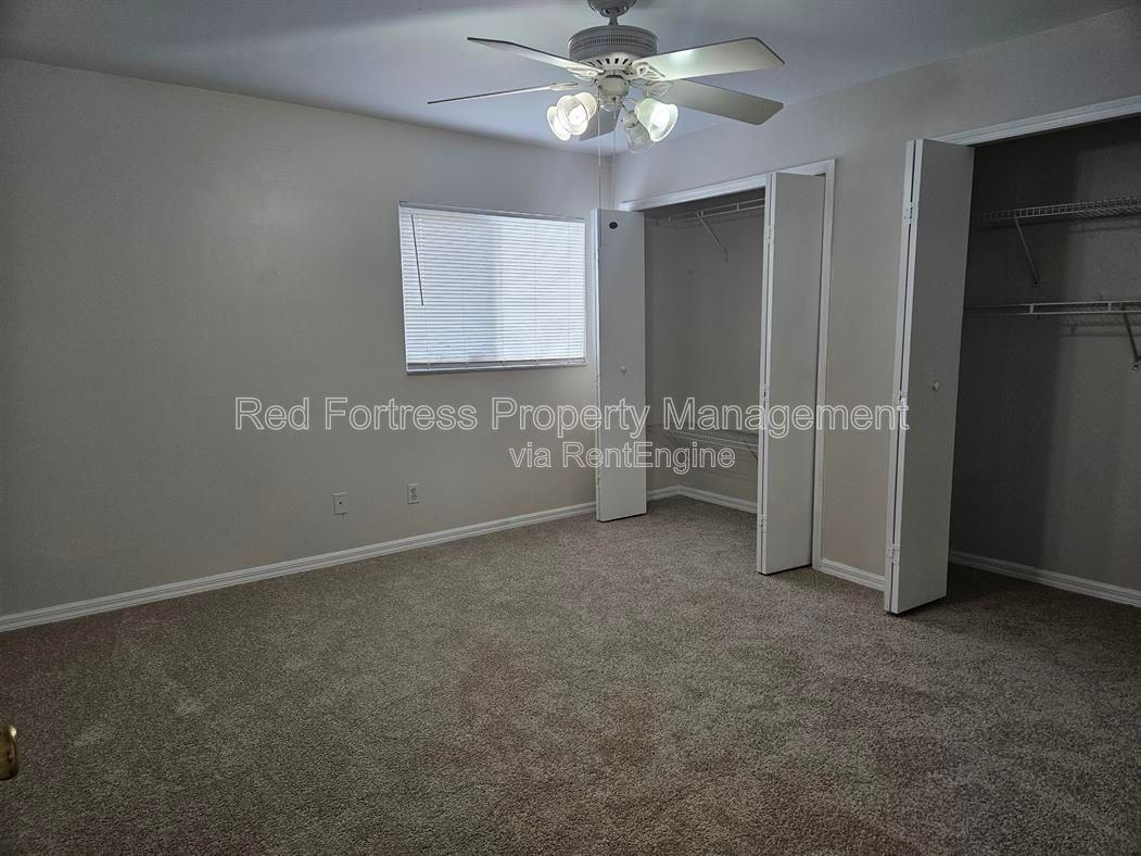 1814 Sw 42nd St - Photo 6 of 9