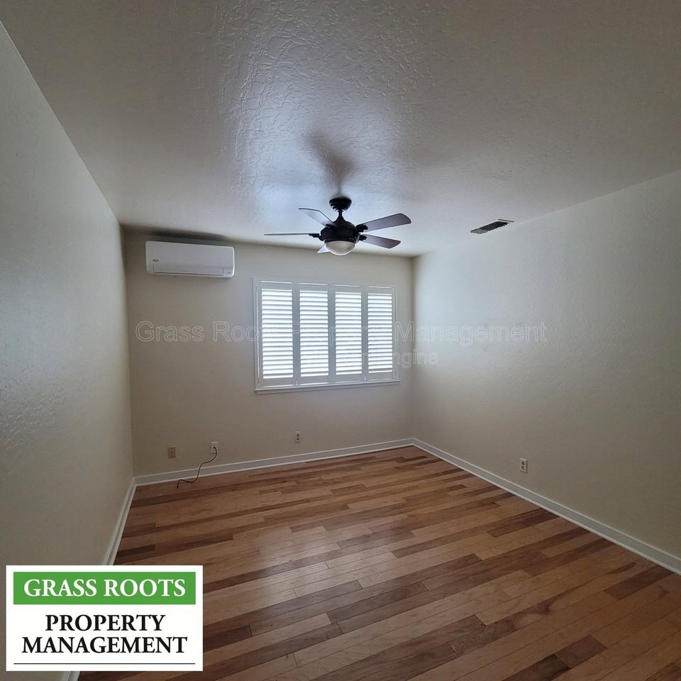 239 Mill St #14-1 - Photo 5 of 9