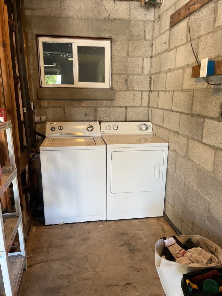 775 Southeast #1 - Photo 2 of 19