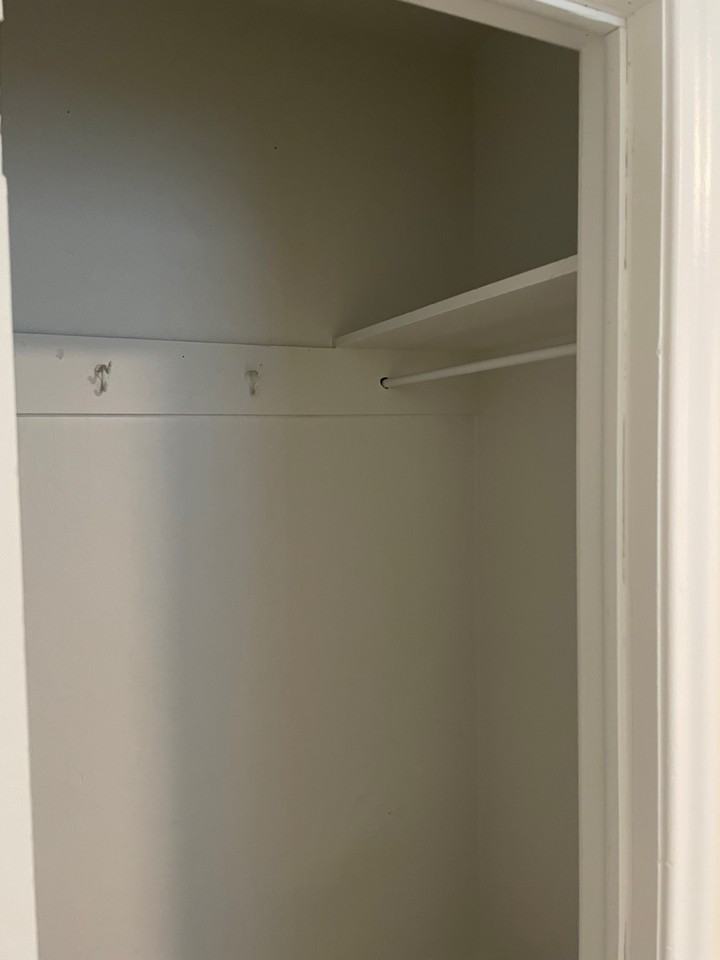 775 Southeast #1 - Photo 5 of 19
