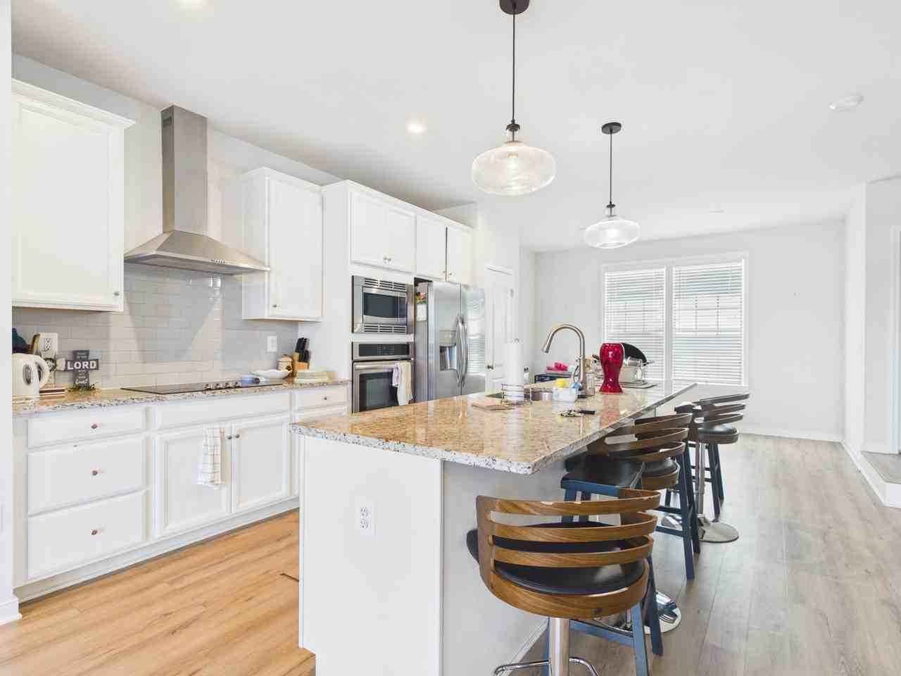 1405 Kerr Dr - Photo 7 of 45