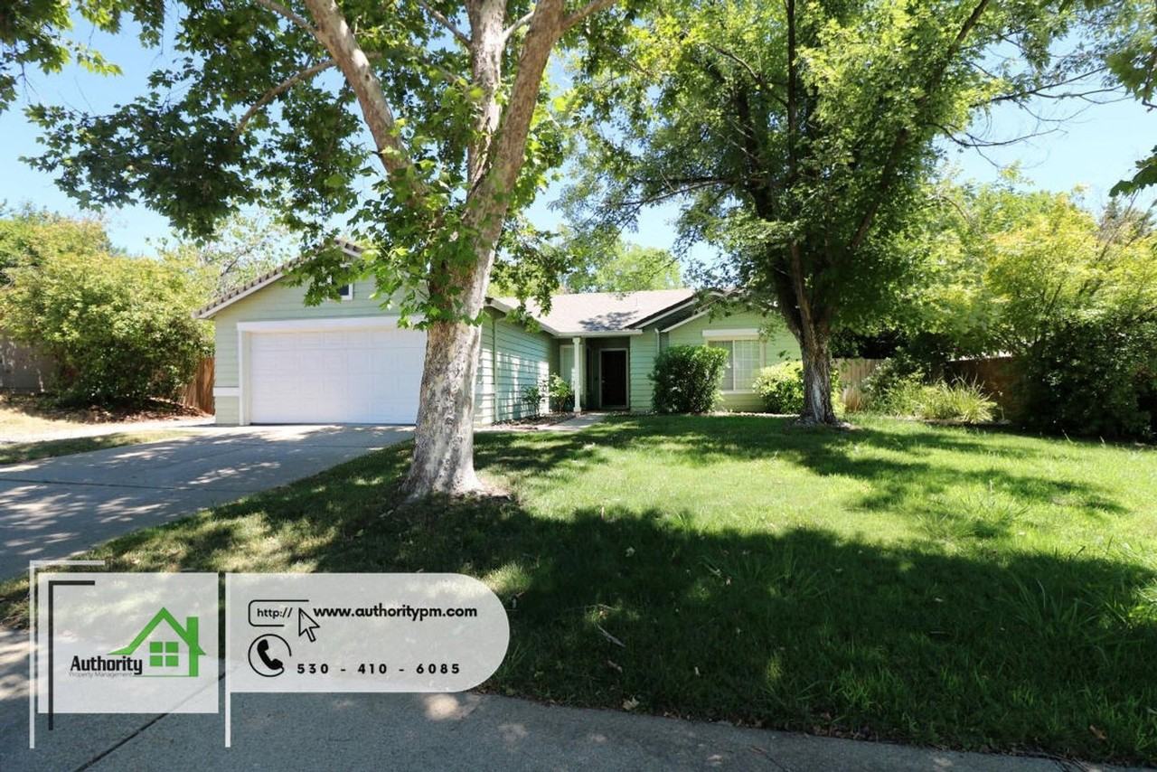 2151 Hemingway St - Photo 3 of 21