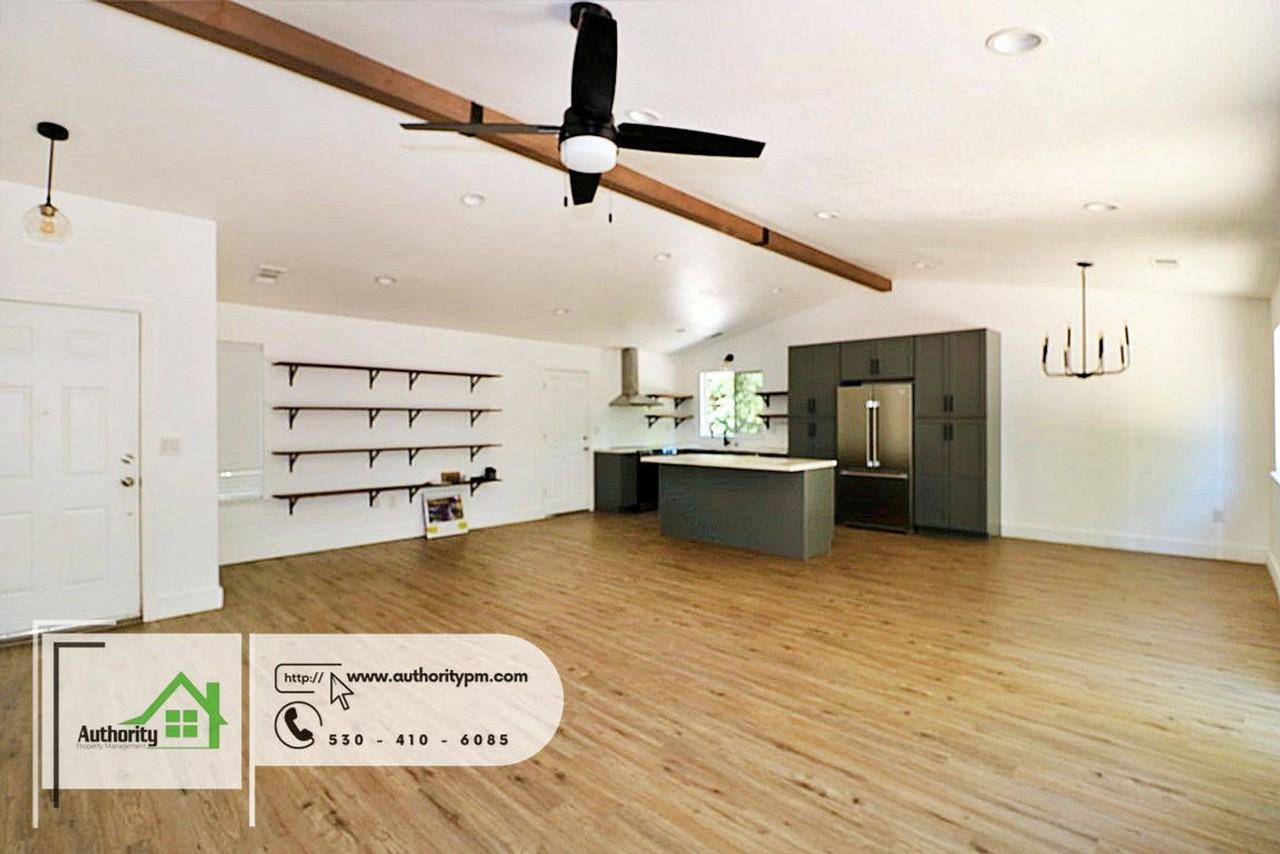 2151 Hemingway St - Photo 5 of 21