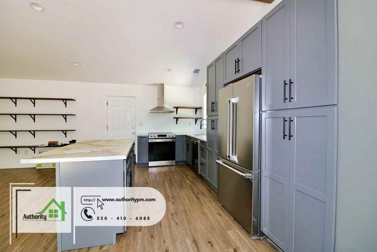 2151 Hemingway St - Photo 7 of 21