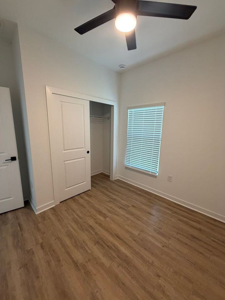 214 Ichabod Ave - Photo 6 of 37