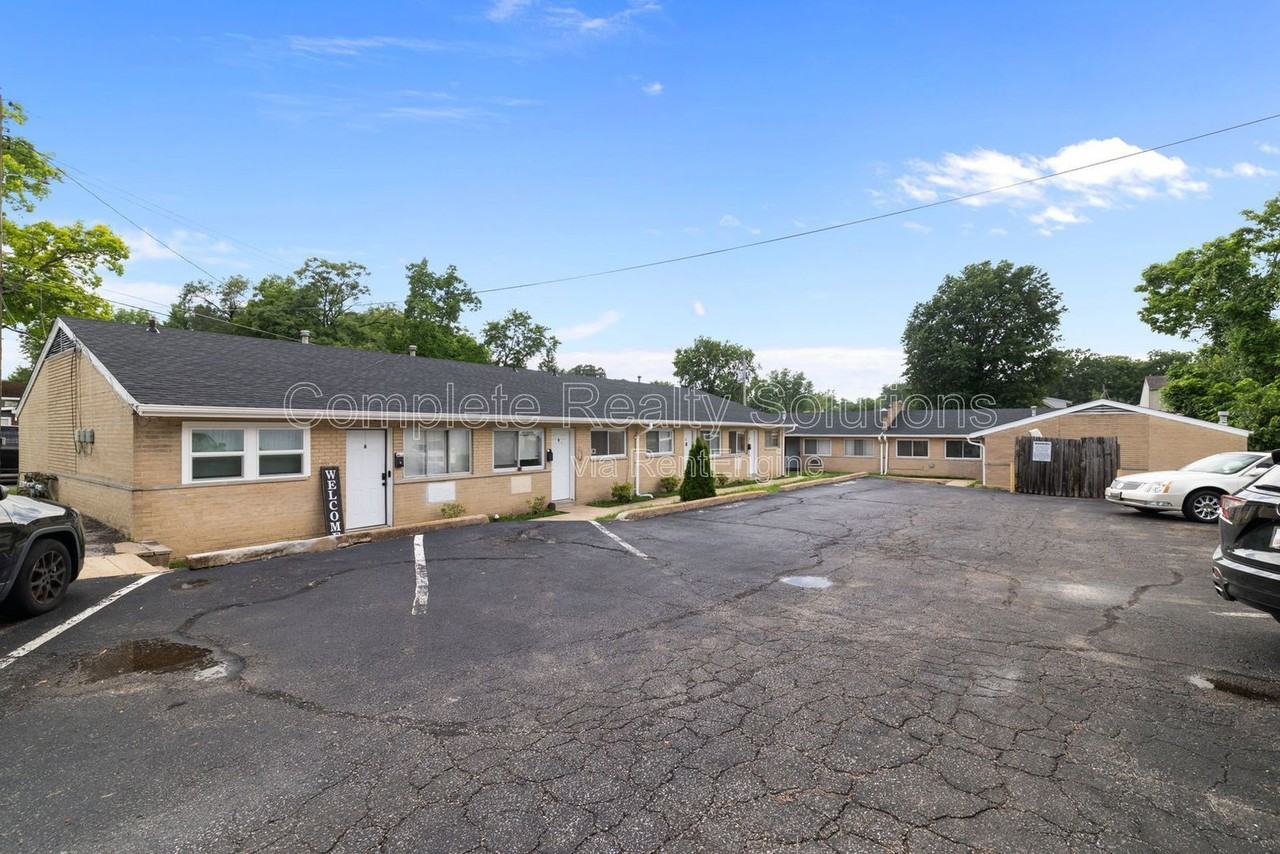 2323 Woodson Rd #I - Photo 3 of 17