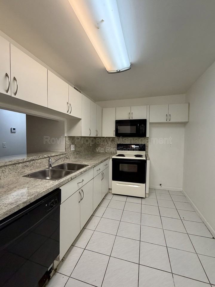 8660 Sw 149th Ave #215 - Photo 4 of 14