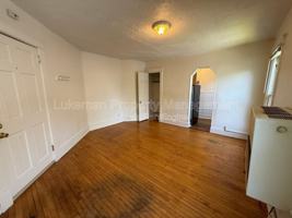 featured image of 301 Douglas Ave #3