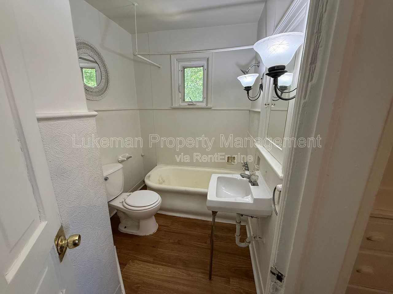 301 Douglas Ave #3 - Photo 7 of 7