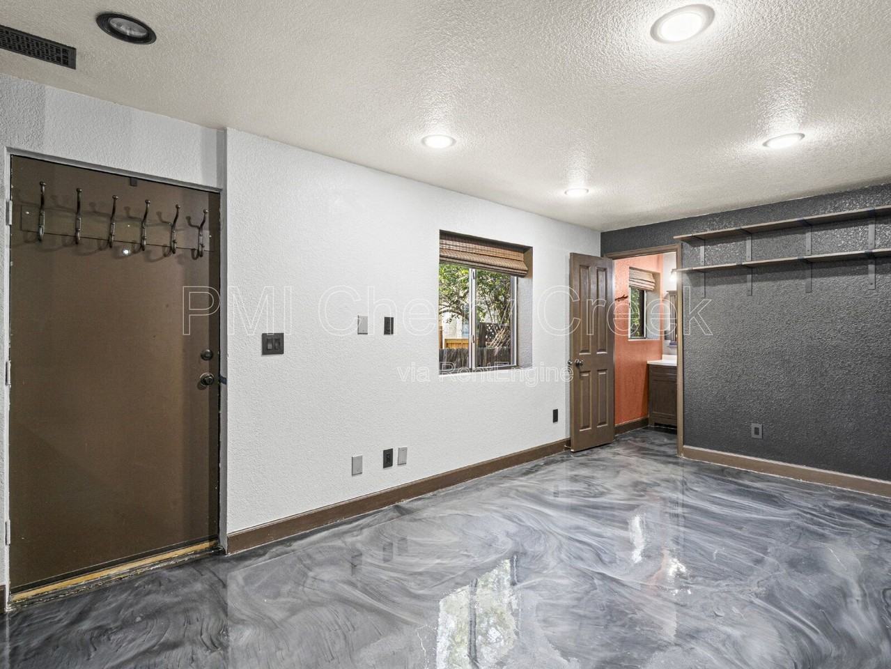 3419 Decatur St - Photo 4 of 21