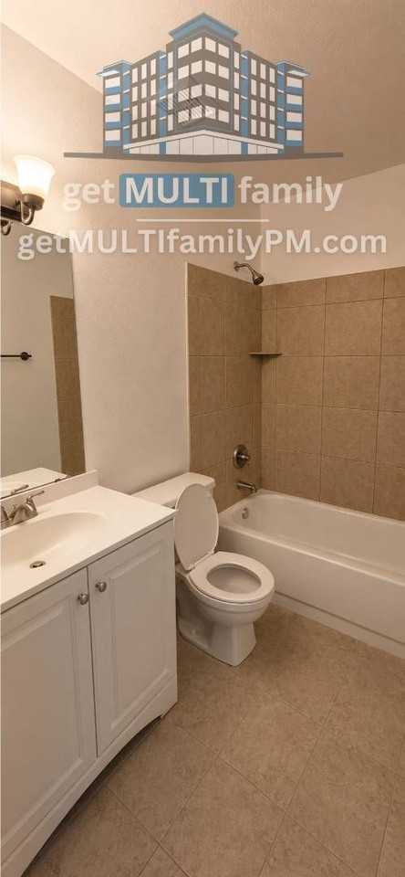 2514 N 49th St #2 - Photo 3 of 11