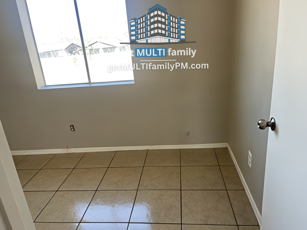 1629 E Wood St #201 - Photo 5 of 9