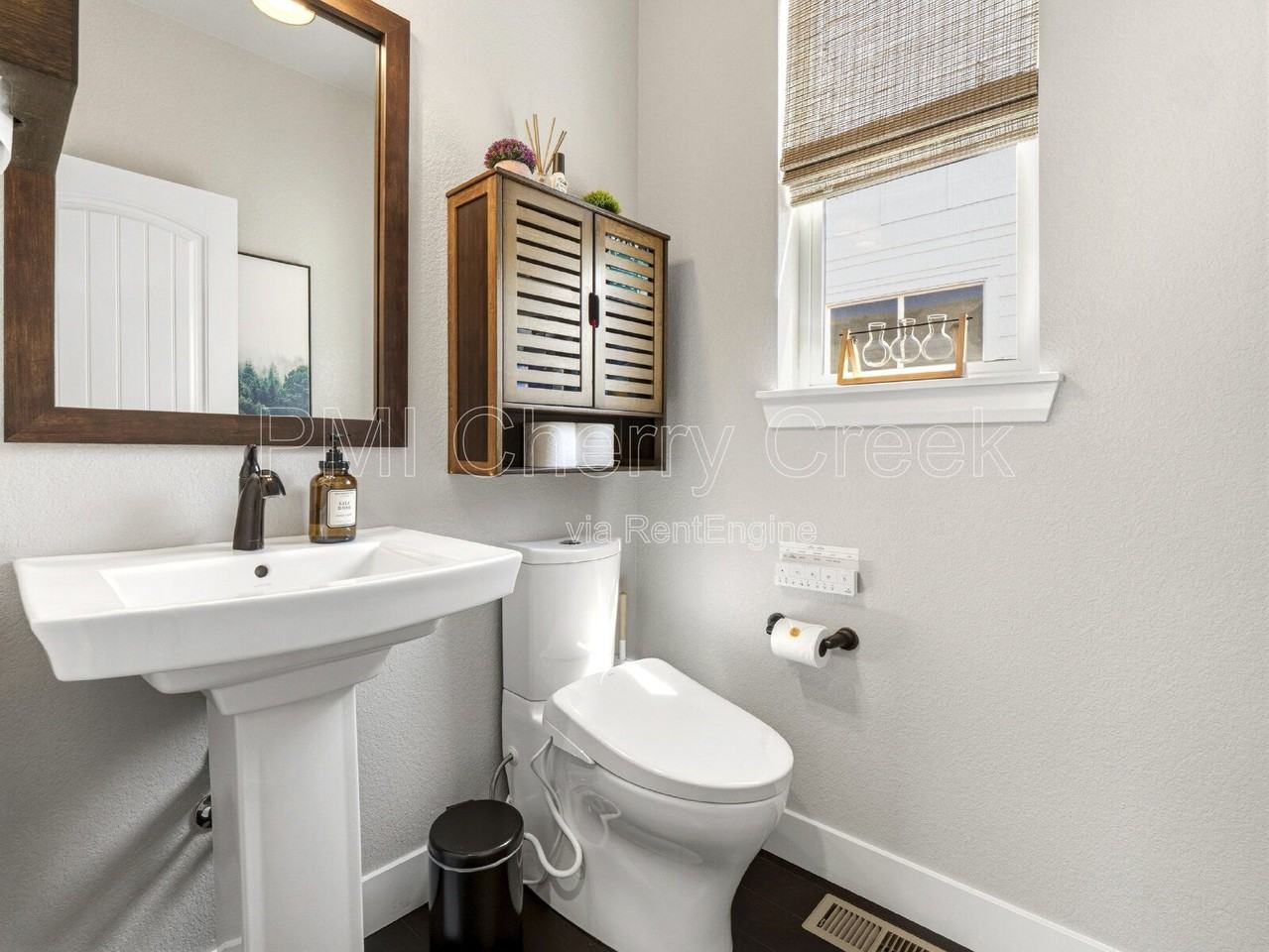 5988 Fulton St - Photo 7 of 26