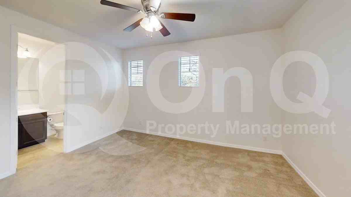 20148 E Broadmoor Trl - Photo 7 of 32